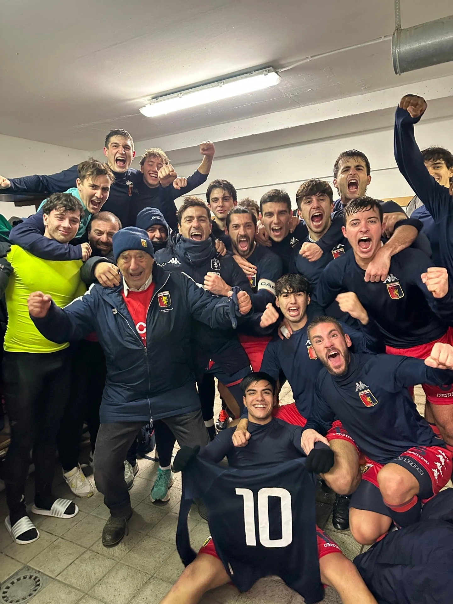 Squadra Little Club James